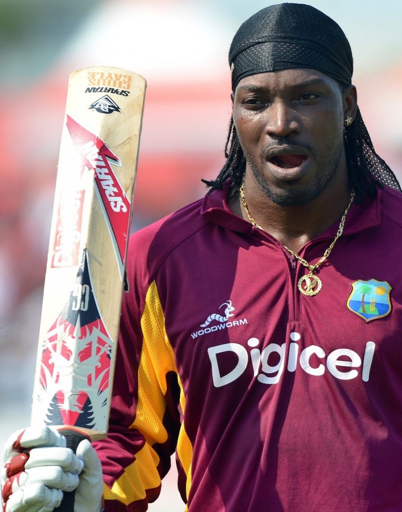 Chris Gayle West Indies Cricketer Doing Dance Garanam - Chris Gayle , HD Wallpaper & Backgrounds