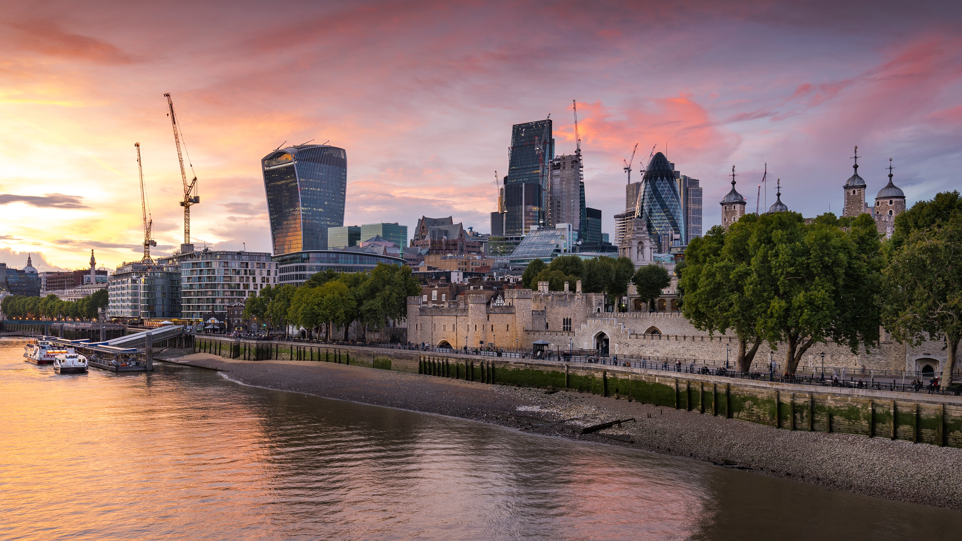 Landscape Portrait - London , HD Wallpaper & Backgrounds