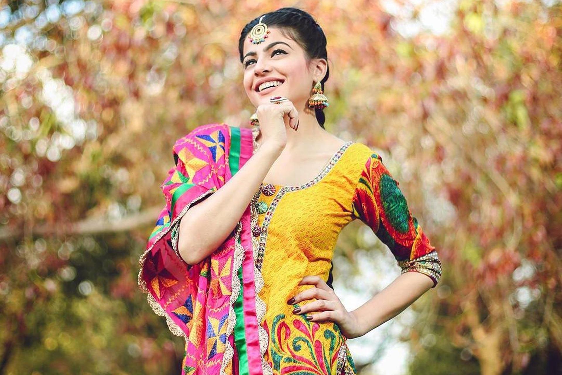 Punjabi - Punjabi Girl Model Hd , HD Wallpaper & Backgrounds
