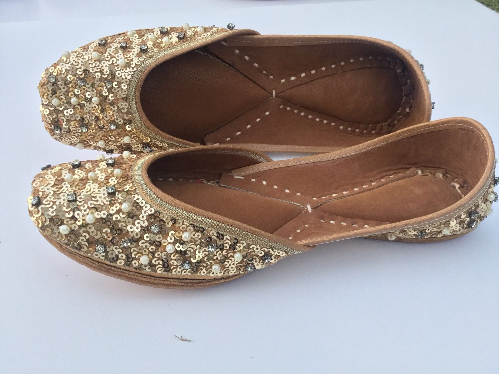 Gold Punjabi Jutti With Double Cushions Sole For -$65 - Slip-on Shoe , HD Wallpaper & Backgrounds