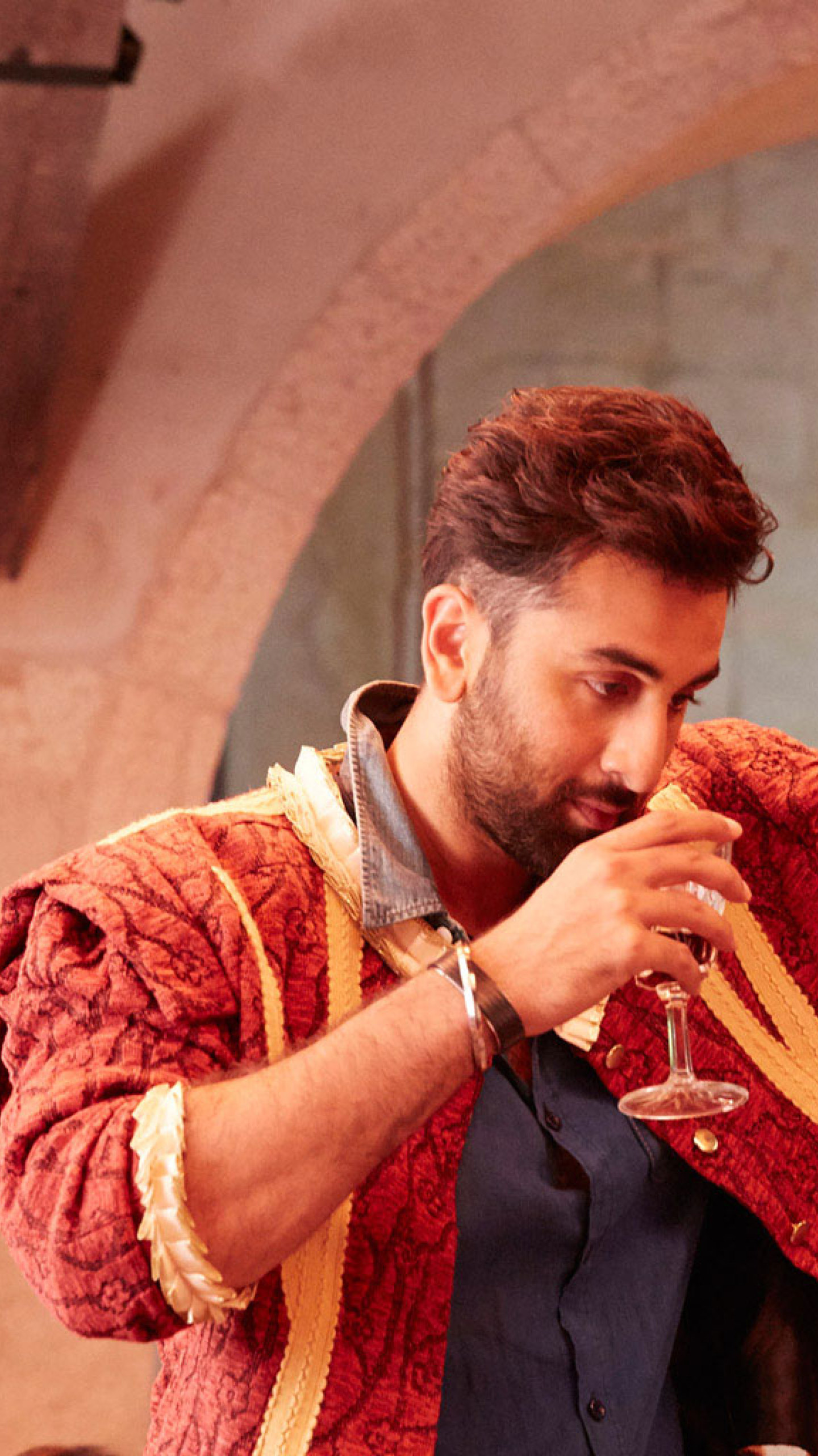 Hd Wallpaper - Tamasha Hairstyle Of Ranbir Kapoor , HD Wallpaper & Backgrounds