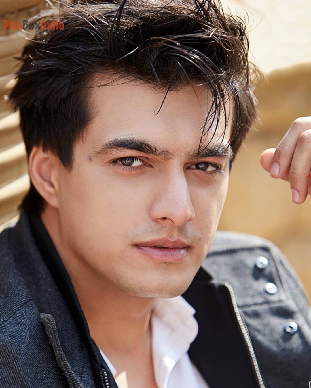 Here Are 10 Hd Stylish Photos Of Mohsin Khan Indian - Mohsin Khan , HD Wallpaper & Backgrounds