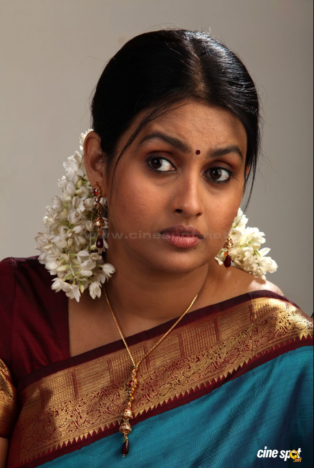 Sexy Indian Hot - Actress Kalyani Hd , HD Wallpaper & Backgrounds
