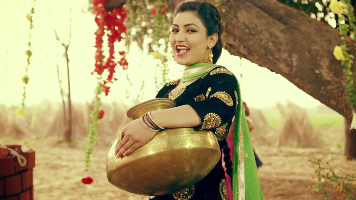 Kundi Muchh Wallpaper - Best Punjabi Suit Anmol Gagan Maan , HD Wallpaper & Backgrounds