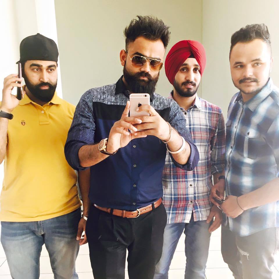 Amrit Maan With Friends - Friendship , HD Wallpaper & Backgrounds