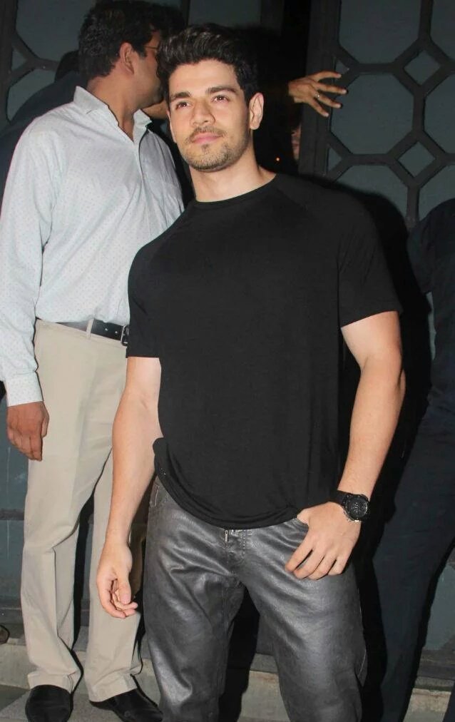 Sooraj Pancholi 13 - Event , HD Wallpaper & Backgrounds