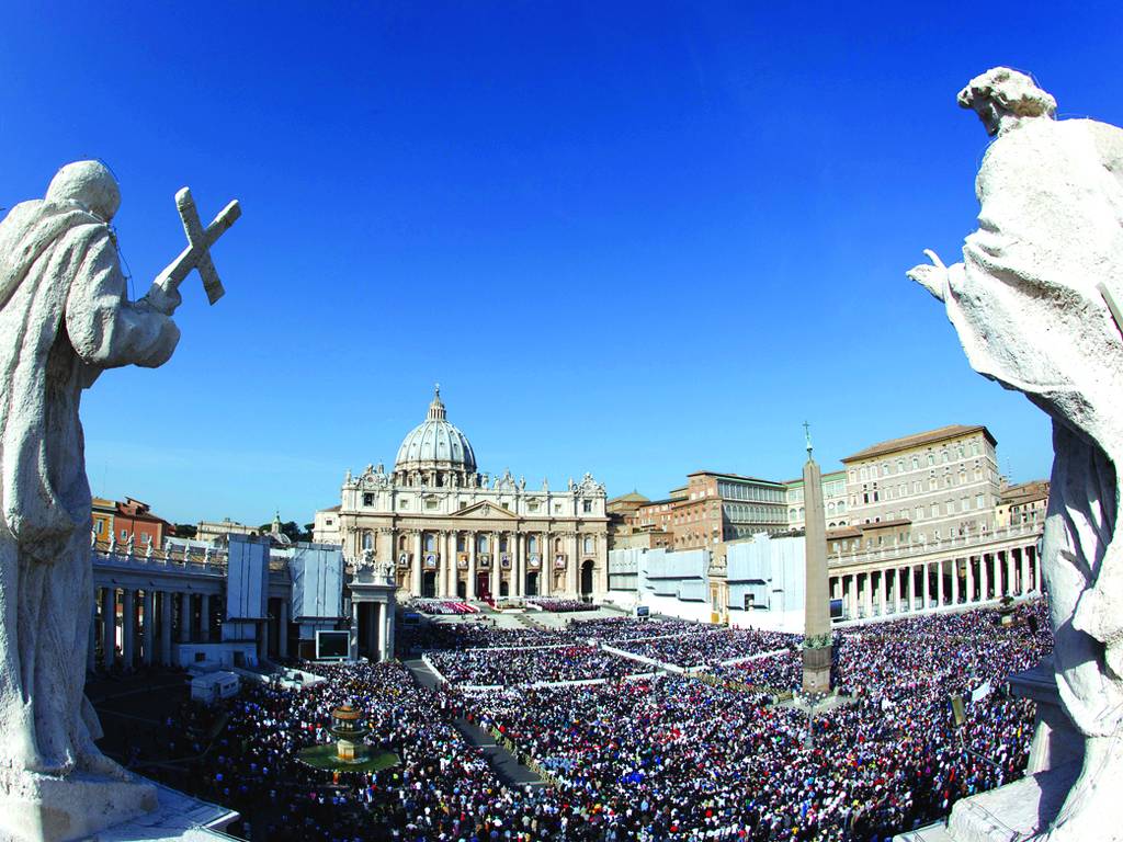 Aku Percaya Akan Gereja Katolik Yang Kudus - Saint Peter's Square , HD Wallpaper & Backgrounds