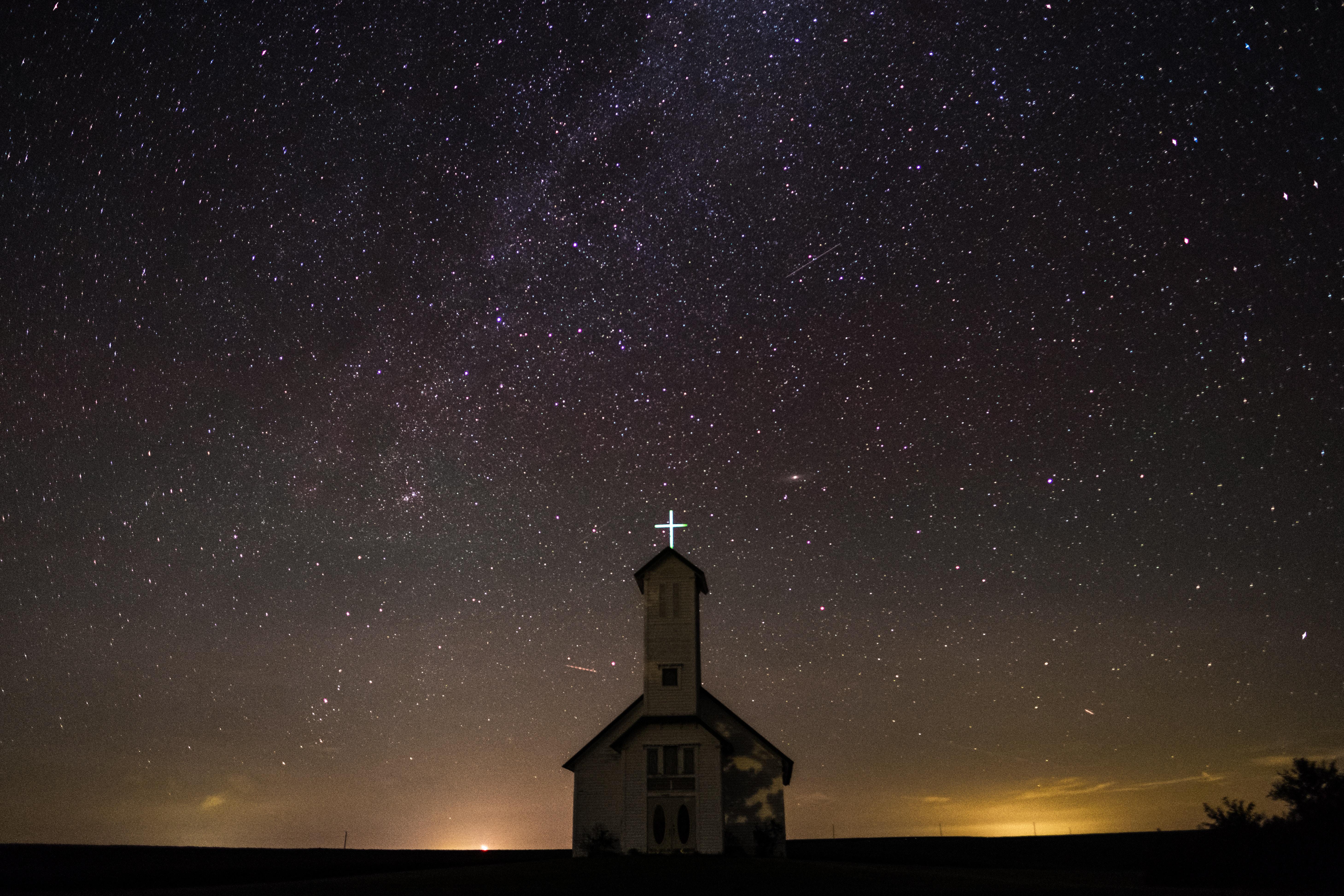 Starry Sky, Church, Night, Oakland, United States - Night Sky Church , HD Wallpaper & Backgrounds
