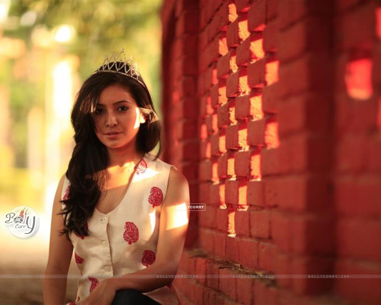 Asha Negi Size - Asha Negi Smile , HD Wallpaper & Backgrounds