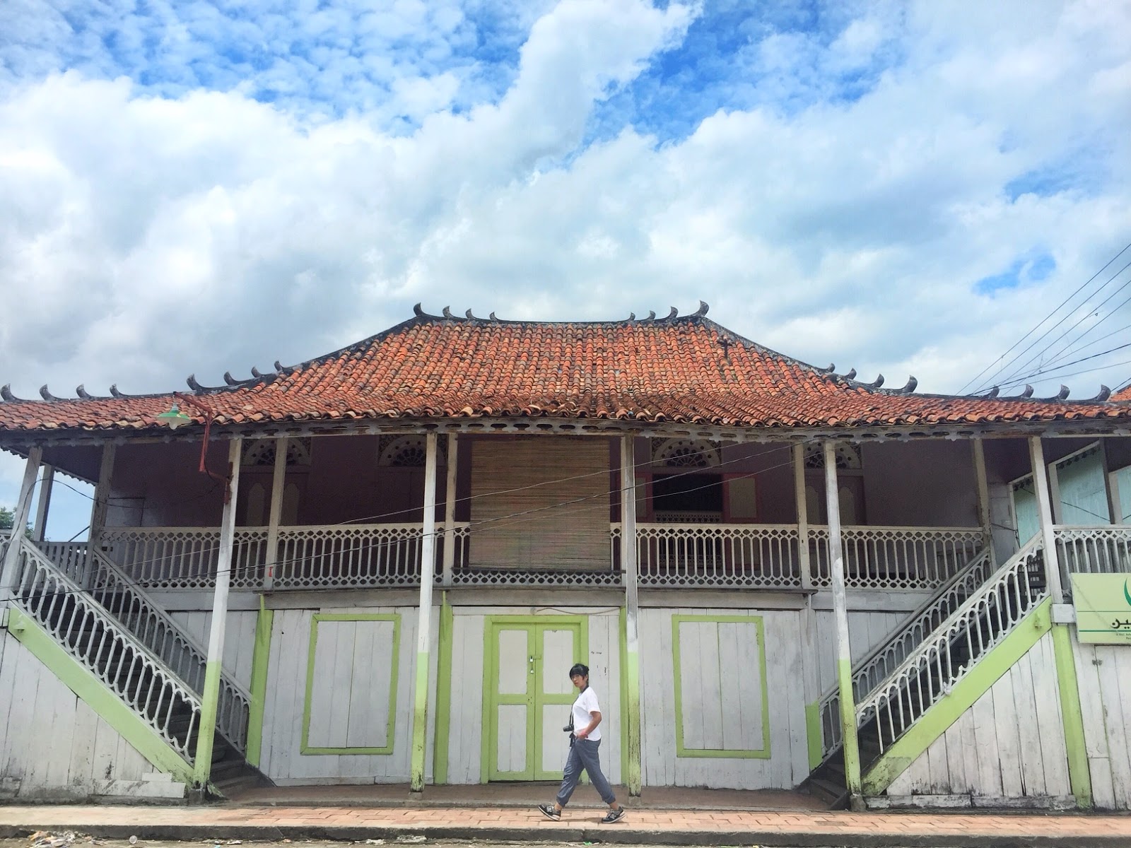Kampung Al-munawar, Rekam Jejak Arab Di Palembang - Roof , HD Wallpaper & Backgrounds