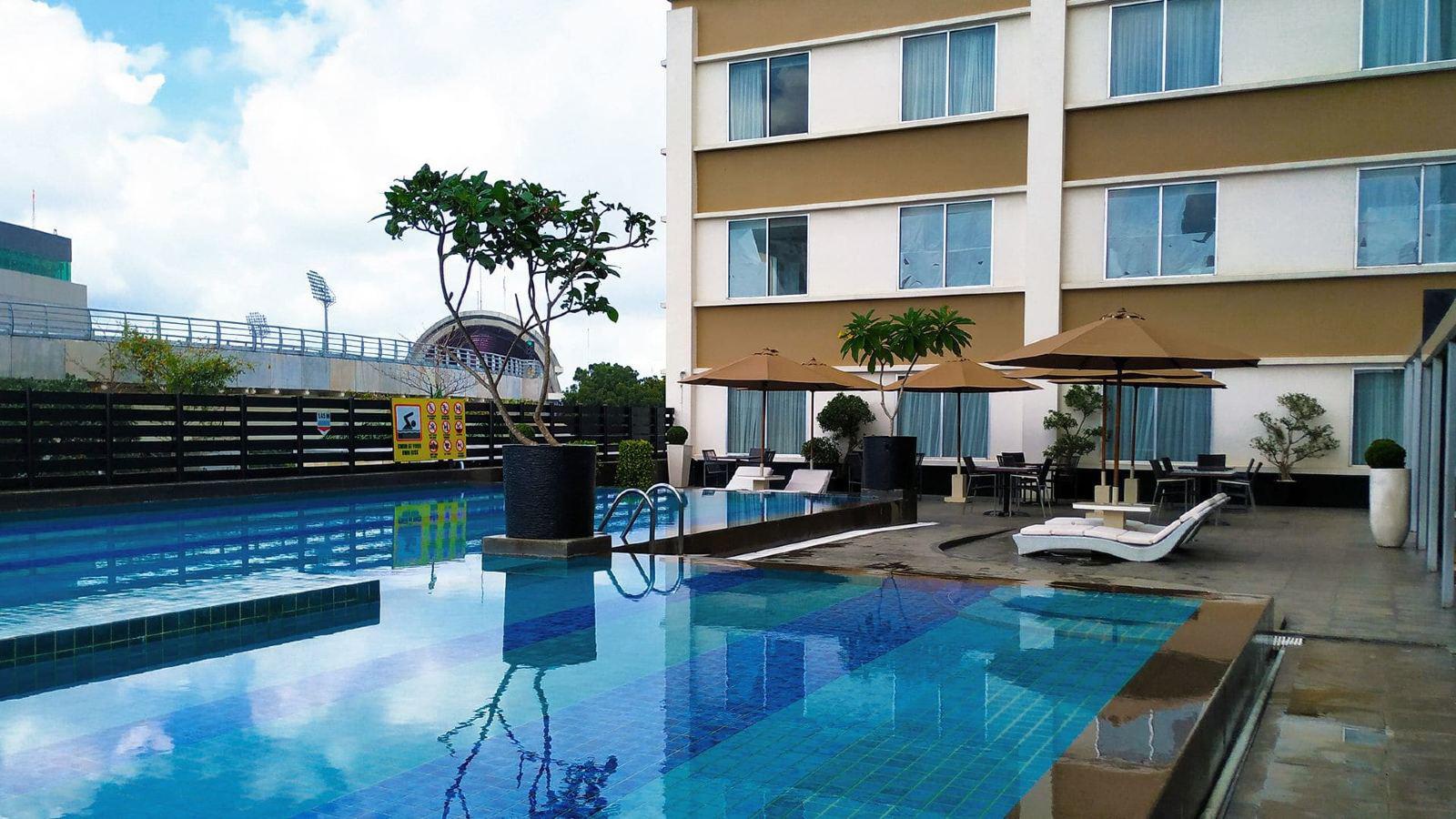 See More - Arista Hotel Palembang , HD Wallpaper & Backgrounds