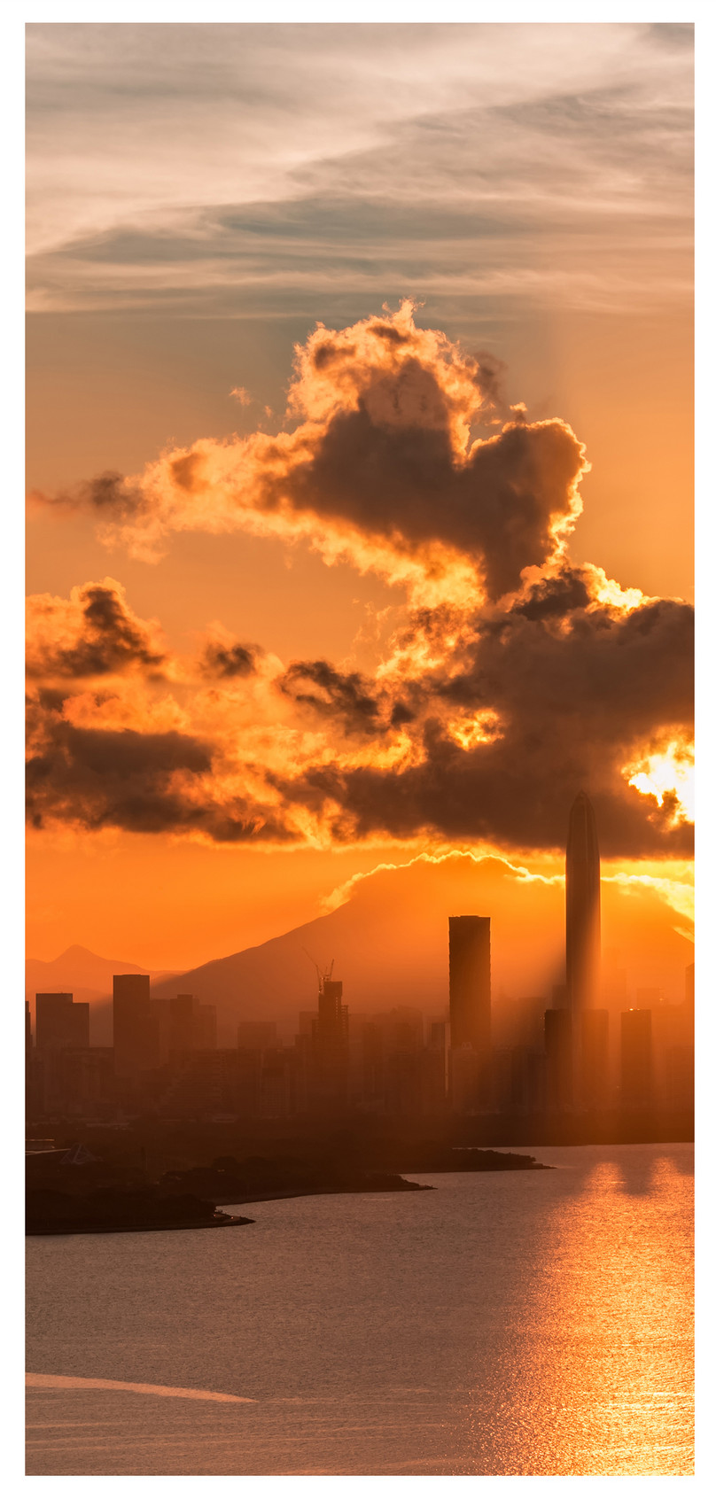 Cahaya Emas Ditaburi Wallpaper Ponsel Kota Cahaya Emas - Sunset , HD Wallpaper & Backgrounds