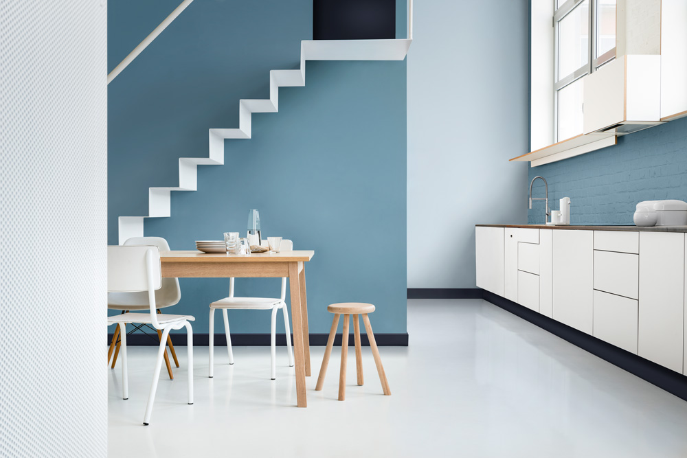 Ruang Makan Warna Cat Biru Dan Putih - Dulux Stonewashed Blue Kitchen , HD Wallpaper & Backgrounds