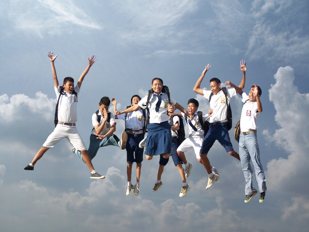 Hari Pendidikan Nasional - Pelajar Indonesia , HD Wallpaper & Backgrounds