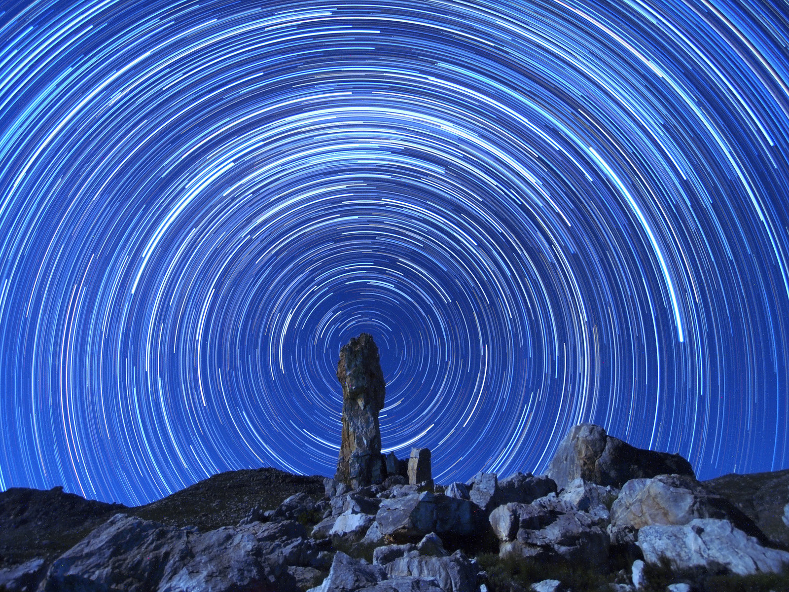 How To Shoot Star Trails - Star Trails Photography , HD Wallpaper & Backgrounds