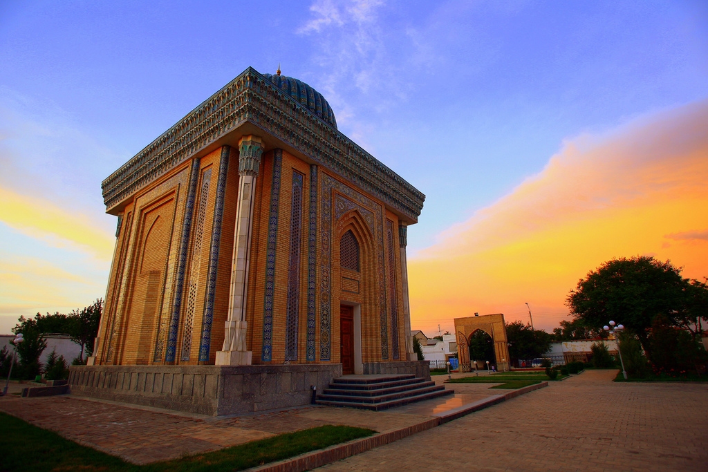 Islamic Architecture Wallpaper - Beautiful Mosques In Uzbekistan , HD Wallpaper & Backgrounds