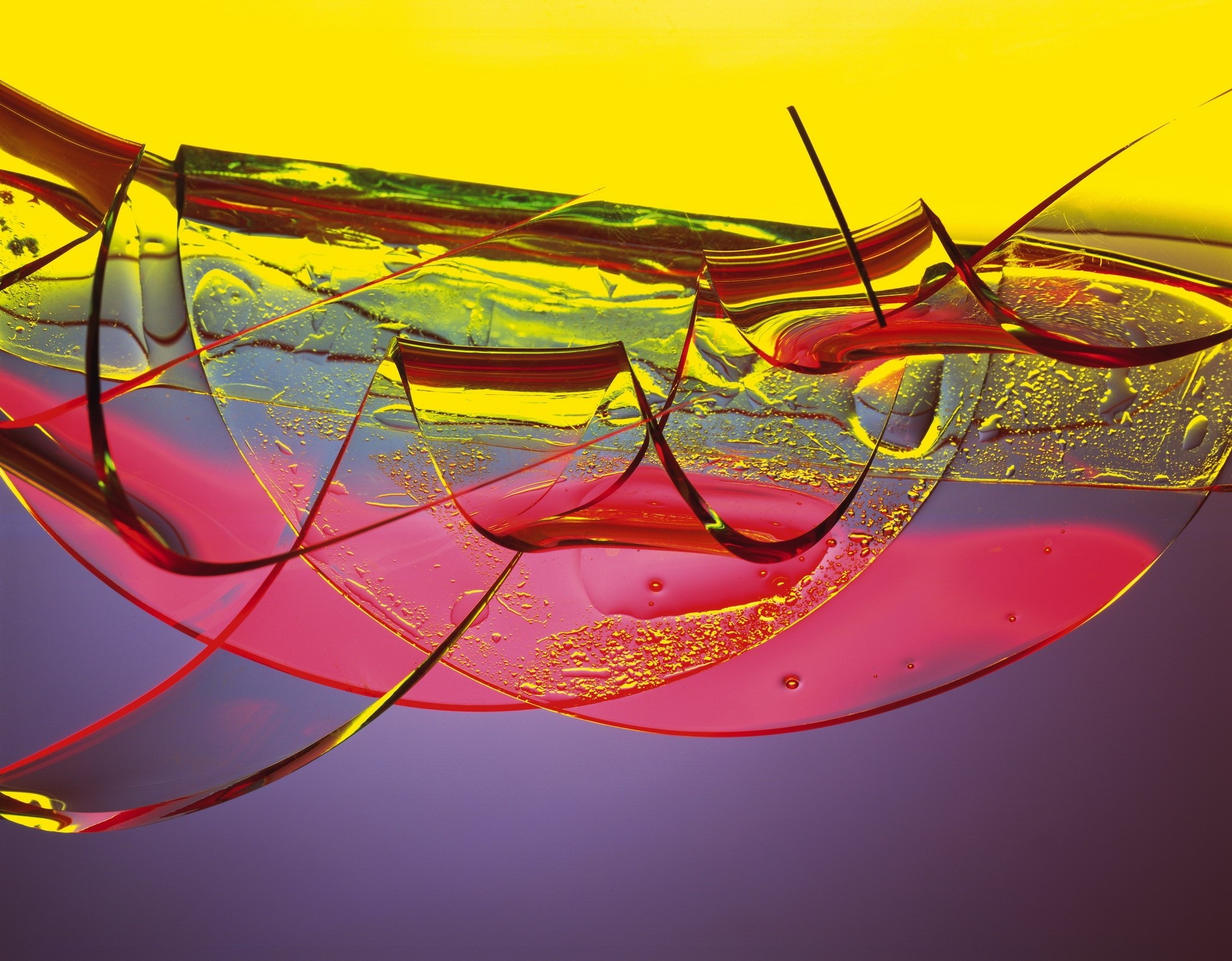 Glass, Shards, Fluid, Colorful Wallpaper And Background - Абстрактная Хуйня , HD Wallpaper & Backgrounds