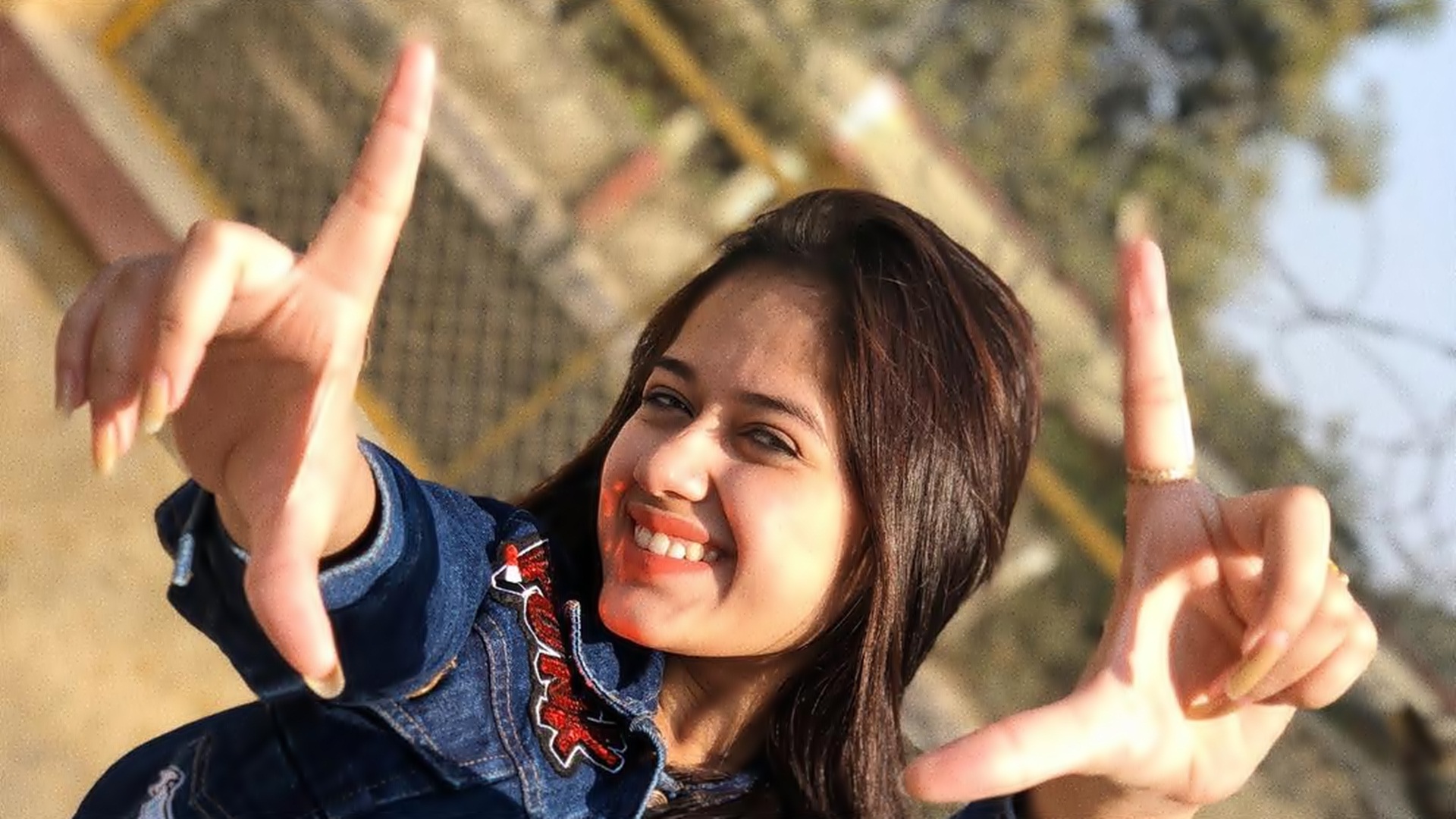 Featured image of post Jannat Zubair Hd Wallpaper Photo - 2 jannat zubair rahmani premium high res photos.