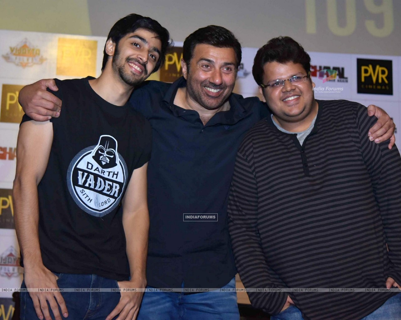 Sunny Deol , Shivam Patil And Rishabh Arora At Promotions - Ghayal Once Again Boy , HD Wallpaper & Backgrounds