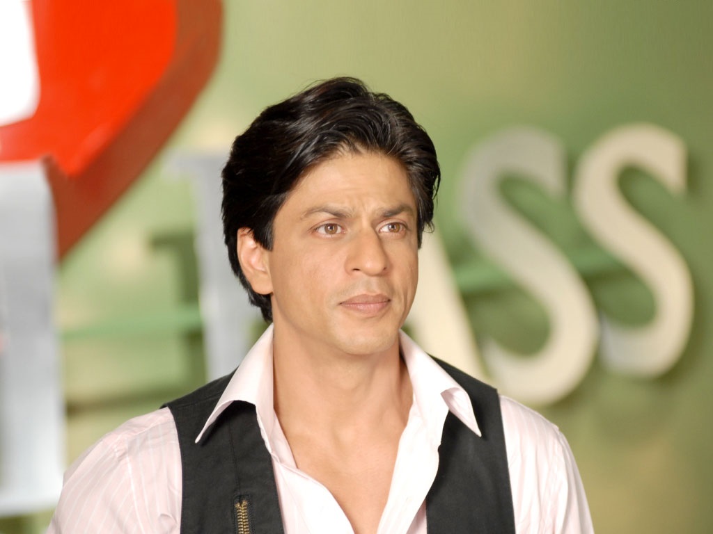 Shah Rukh Khan Latest Hd Wallpaper - Shah Rukh Khan , HD Wallpaper & Backgrounds