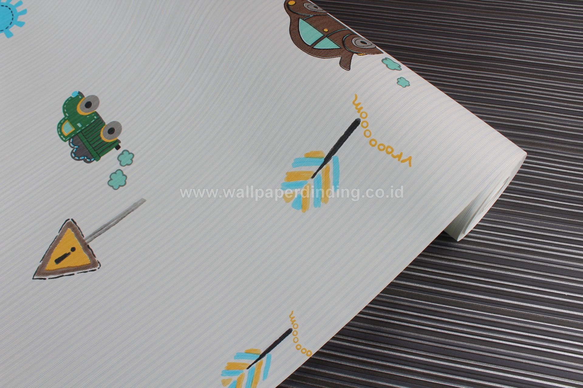 Wallpaper Dinding Anak Mobil Kuning 1100 Wallpaper - Wallpaper , HD Wallpaper & Backgrounds