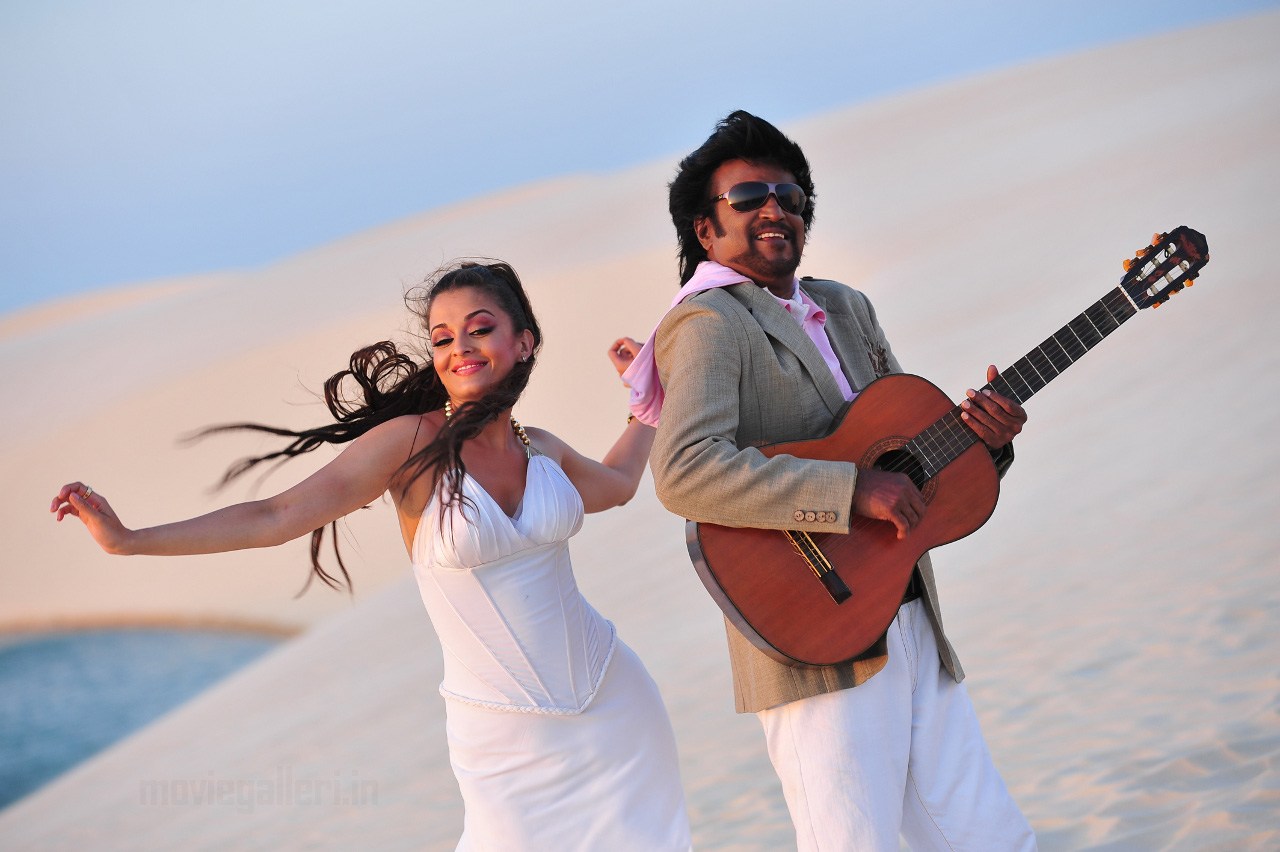 Rajini Enthiran Wallpapers / Enthiran Movie Wallpapers - Enthiran Song Lyrics In Tamil , HD Wallpaper & Backgrounds