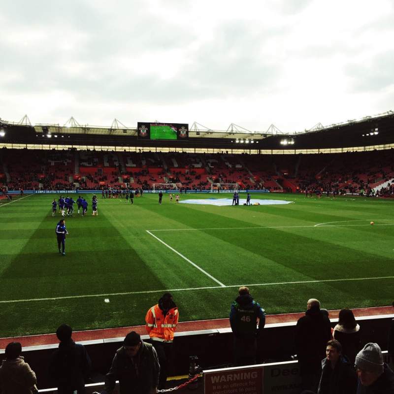 St Mary's Stadium, Section 45, Row H, Seat - Leicester City Remembrance Day , HD Wallpaper & Backgrounds