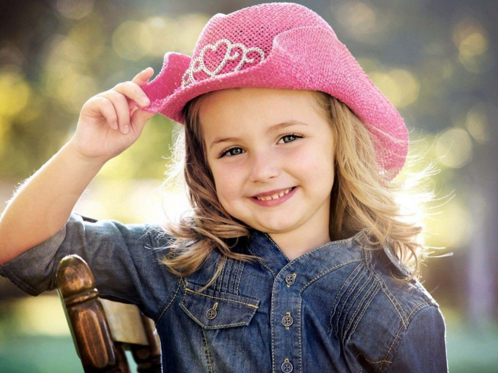 Stylish Cute Baby Girl Beautiful Smiling - Facebook Profile Picture For Girls , HD Wallpaper & Backgrounds