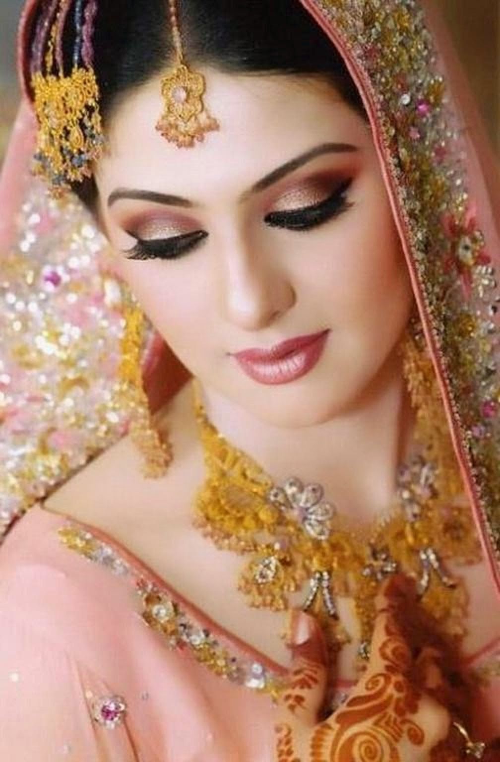 Dulhan Makeup Ideas 2014 For Girls Hd Wallpapers Free - Dulhan Ki Pic Download , HD Wallpaper & Backgrounds