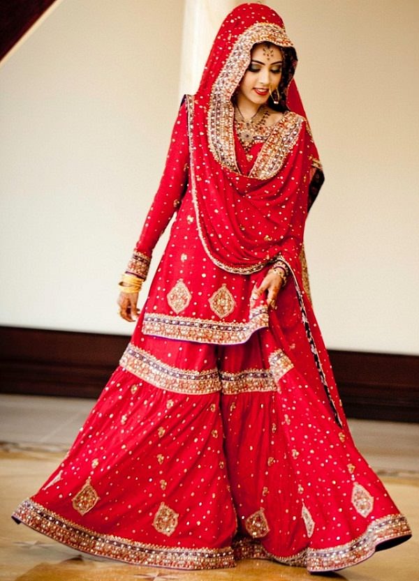 Punjabi Dulhan Wallpaper - Bridal Palazzo Dress Pakistani , HD Wallpaper & Backgrounds