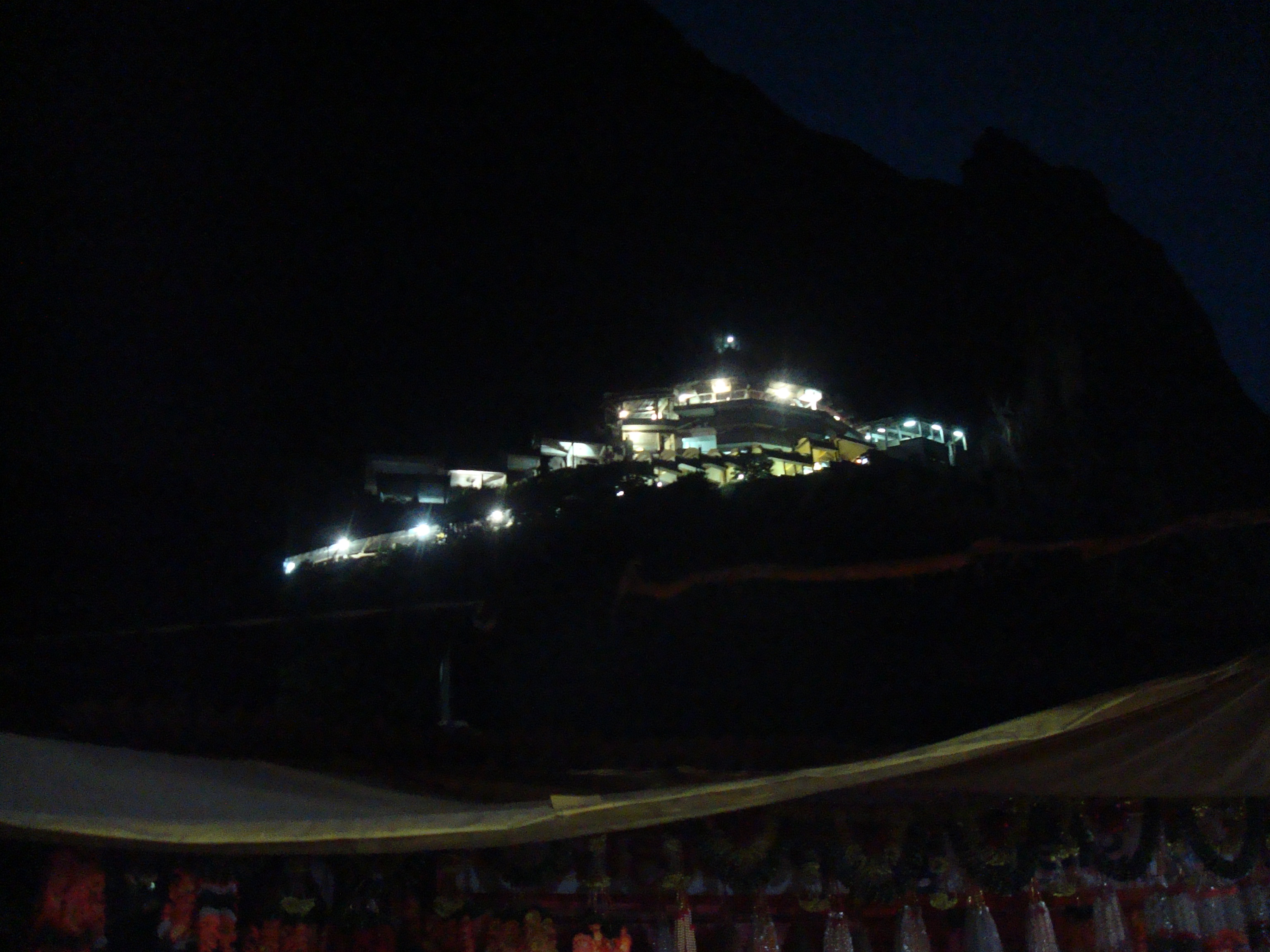 Illuminated View Saptashrungi Temple At Night - Theatre , HD Wallpaper & Backgrounds
