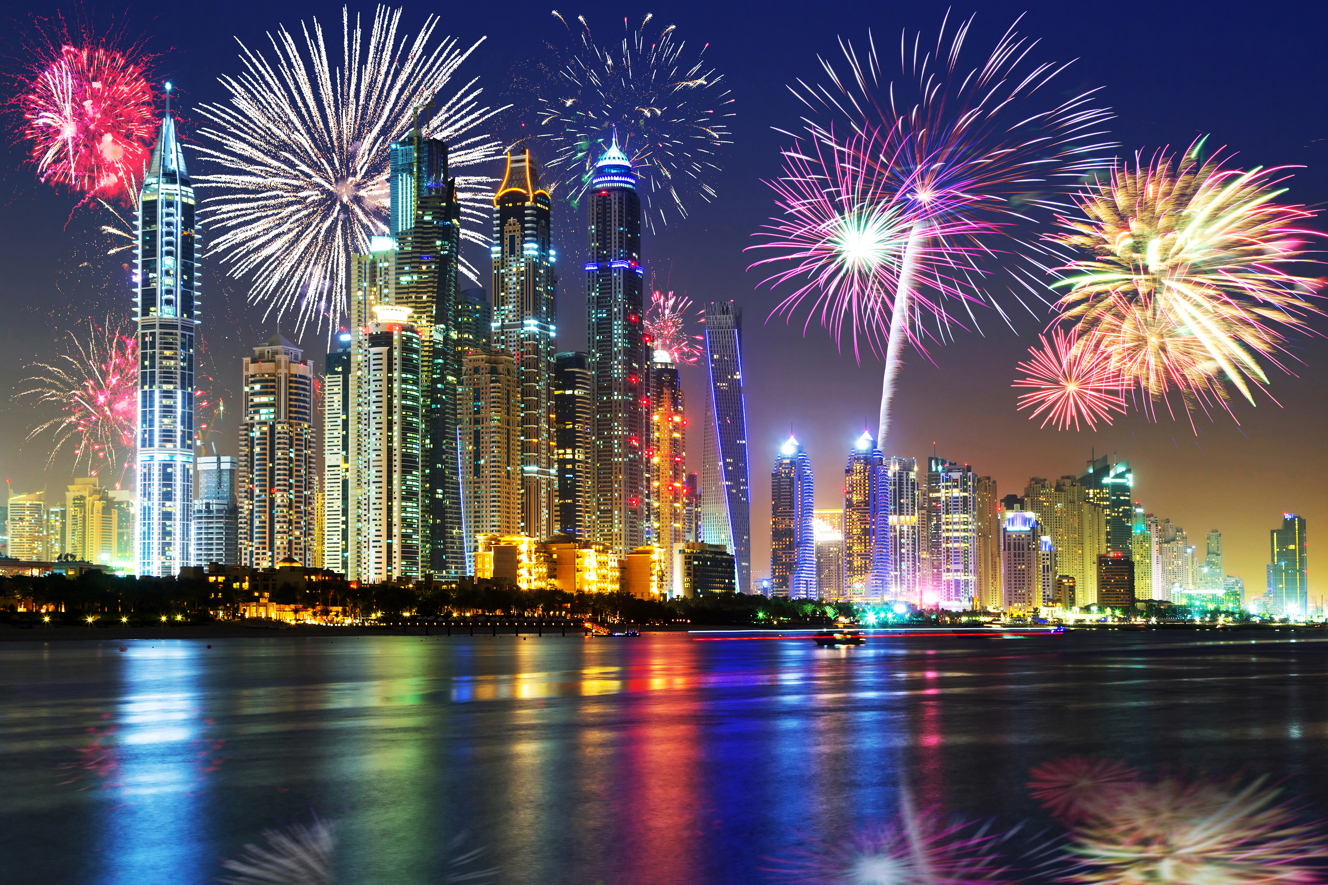 Hd Wallpaper - Dubai New Year Hd , HD Wallpaper & Backgrounds
