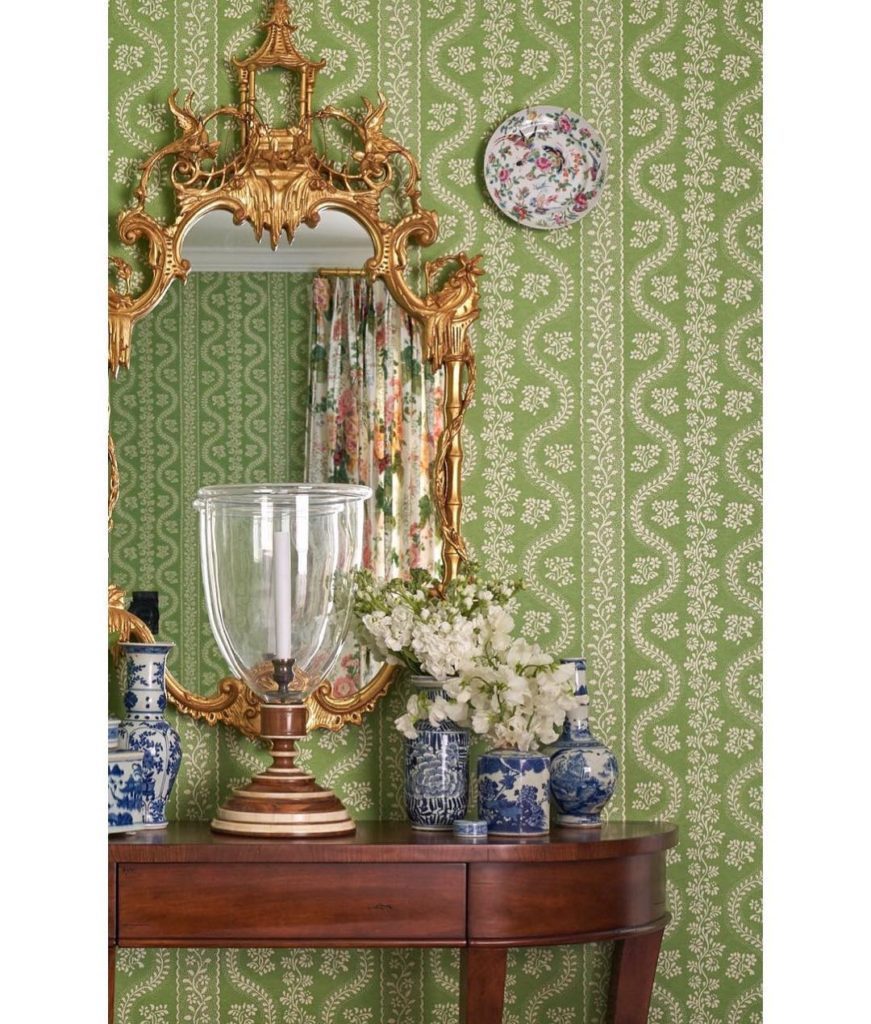 Amy Berry Sister Parish Dolly Wallpaper Lee Jofa Hollyhock - End Table , HD Wallpaper & Backgrounds