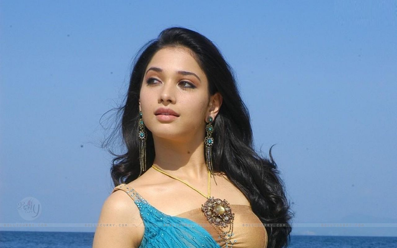 Tamanna In 100 Love Wallpapers , HD Wallpaper & Backgrounds