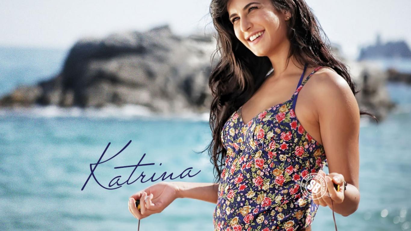Download Wallpaper Katrina Kaif Hot - Katrina In Zindagi Na Milegi Dobara , HD Wallpaper & Backgrounds