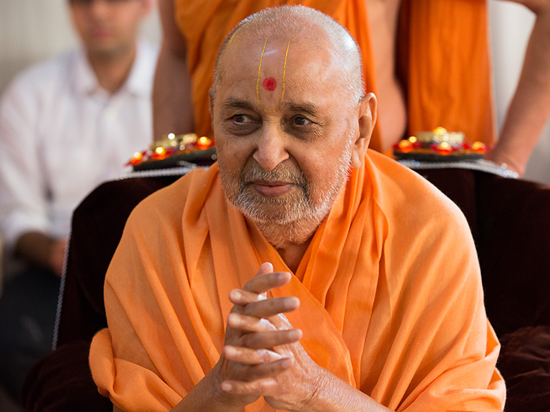 Full Hd Pramukh Swami Maharaj Hd , HD Wallpaper & Backgrounds