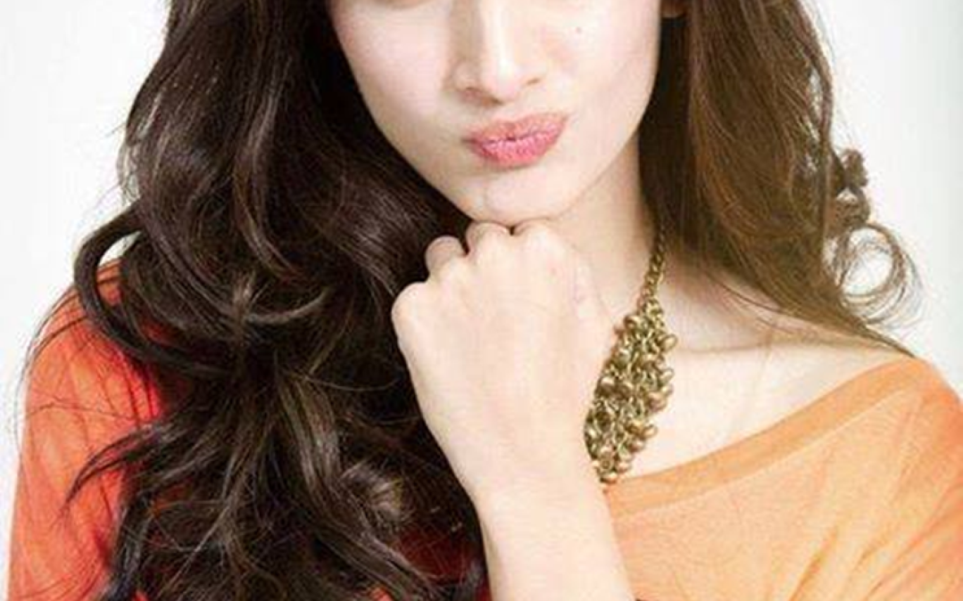 Mawra Hocane Pakistani Lollywood Actress Hd Wallpaper - Mawra Hocane Actress , HD Wallpaper & Backgrounds