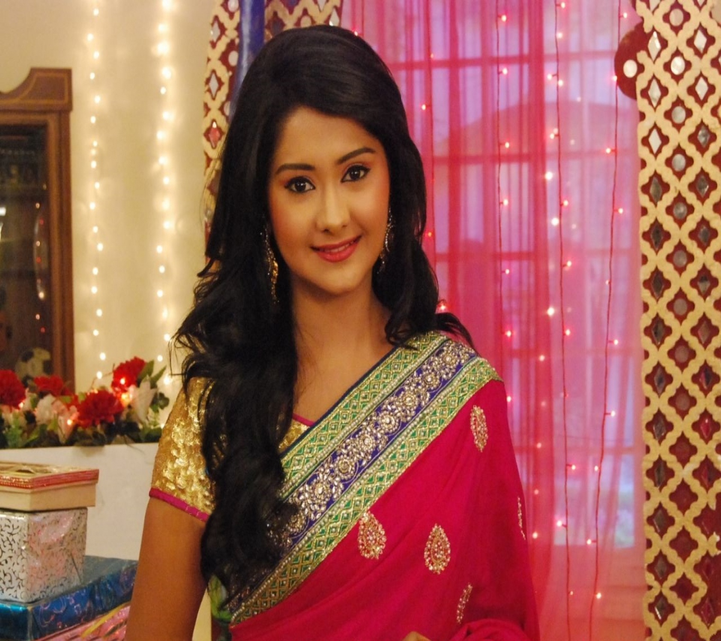 Download - Avni Pic In Saree , HD Wallpaper & Backgrounds