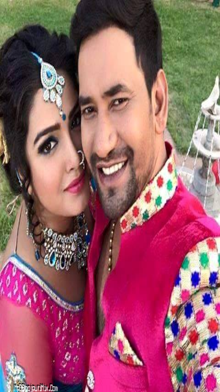 Download Amrapali Dubey Bhojpuri Actress Wallpaper - Love , HD Wallpaper & Backgrounds