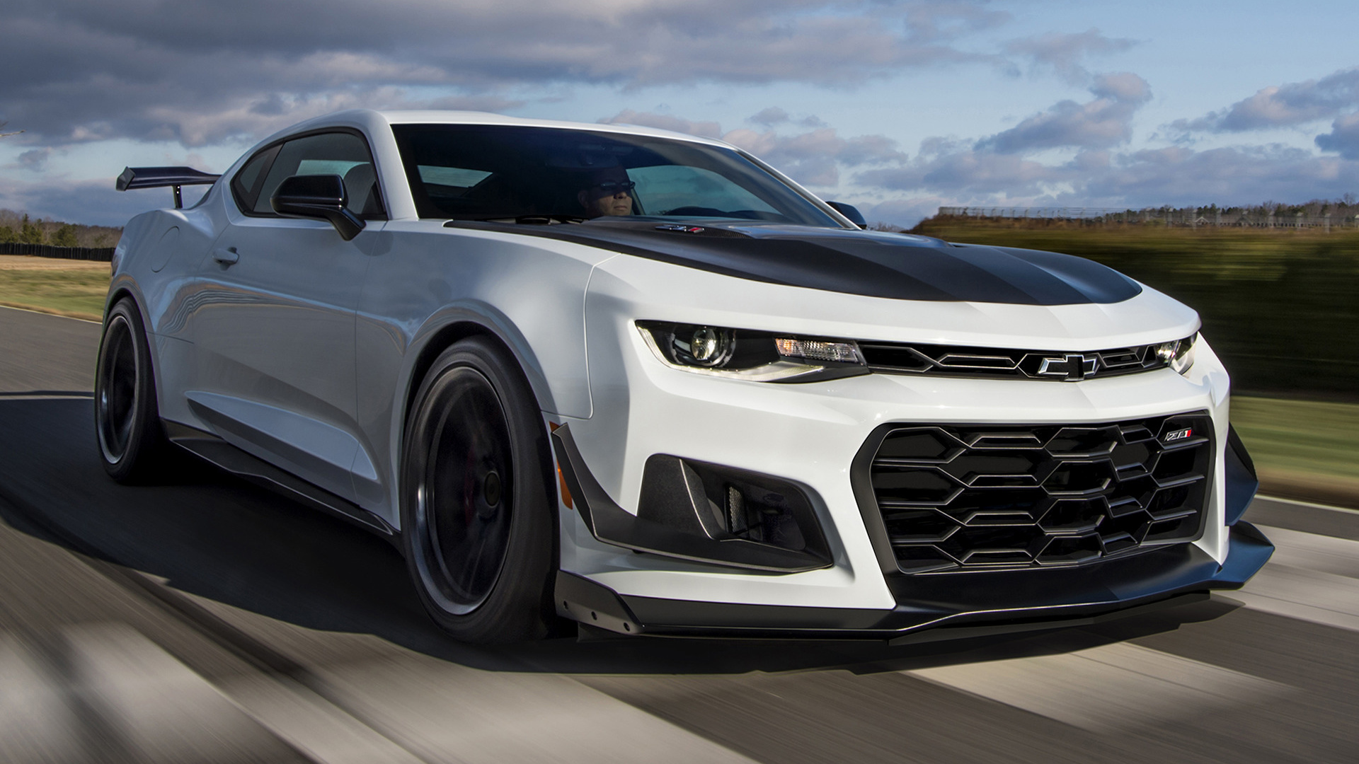 Hd 16 - - Camaro Zl1 1le White , HD Wallpaper & Backgrounds