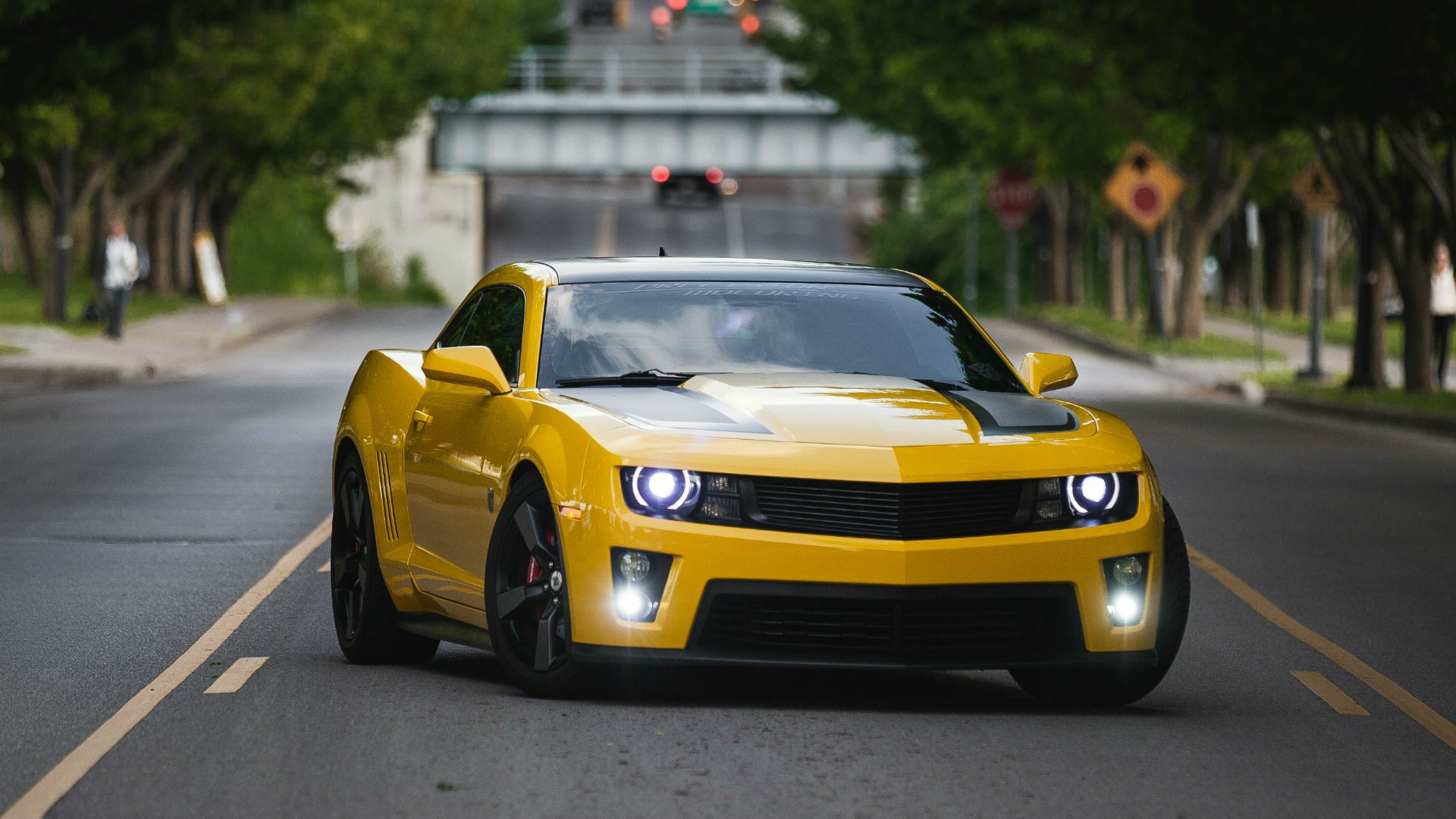 Featured image of post Camaro Bumblebee Wallpaper Hd 2014 chevrolet transformers 4 bumblebee camaro pictures photos wallpapers and videos