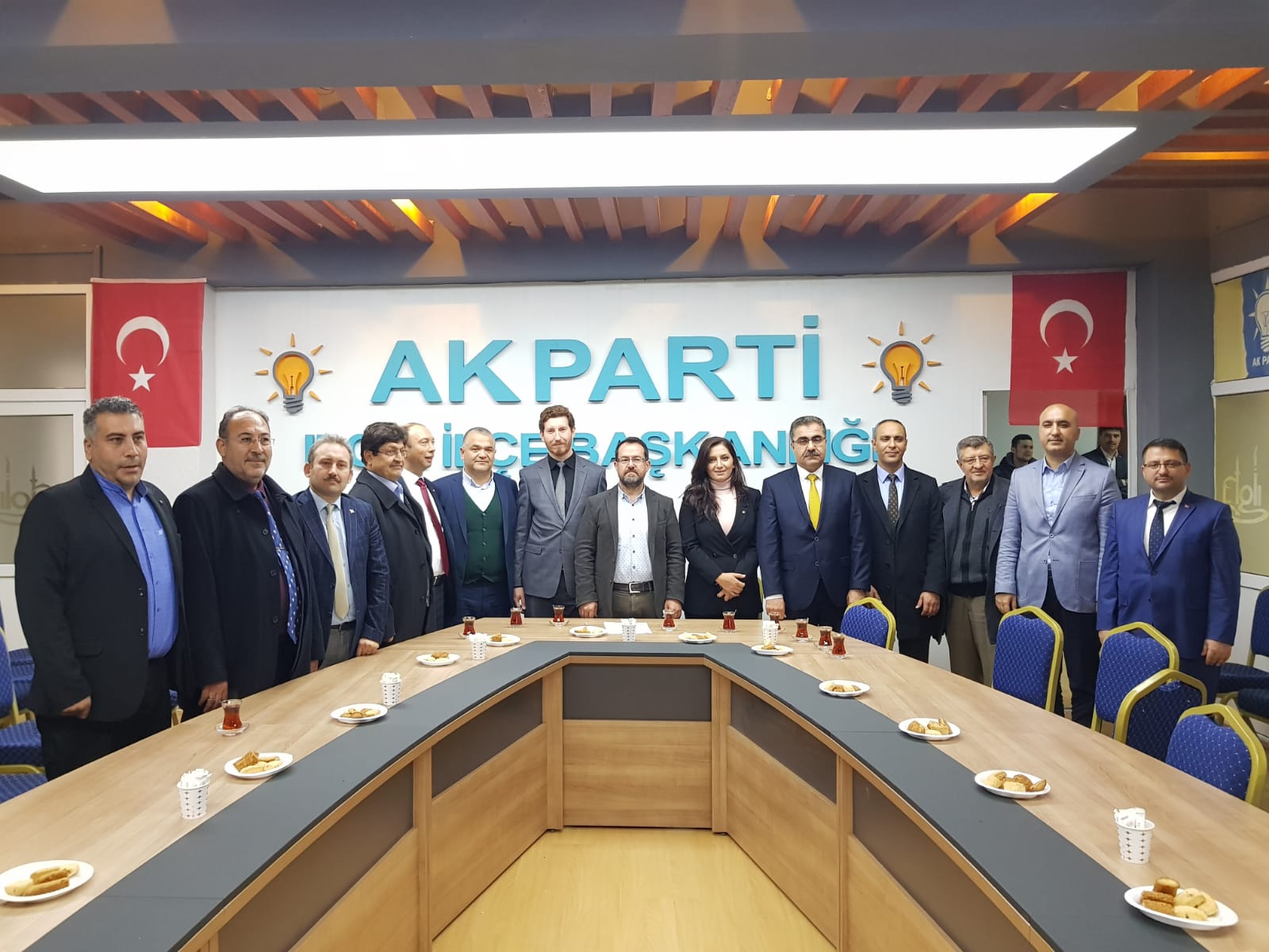 Ak Parti Ilgın Teşkilatı Istişare Yaptı - Official , HD Wallpaper & Backgrounds