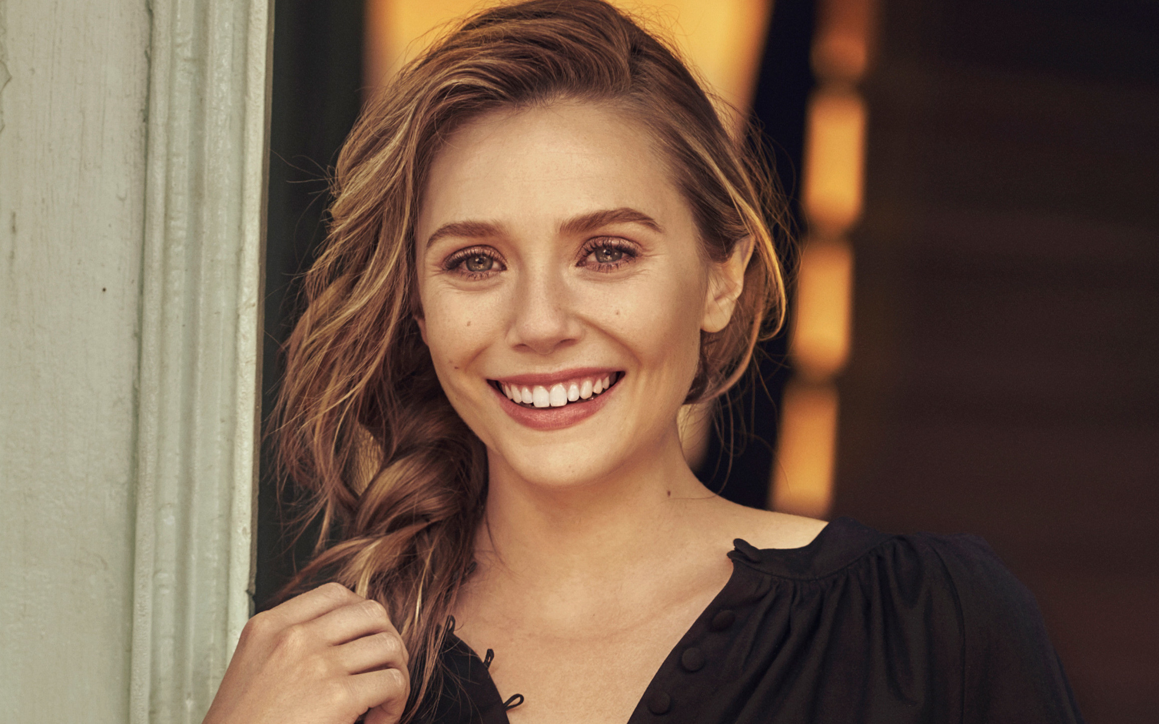 Hd Wallpaper - Elizabeth Olsen H And M , HD Wallpaper & Backgrounds