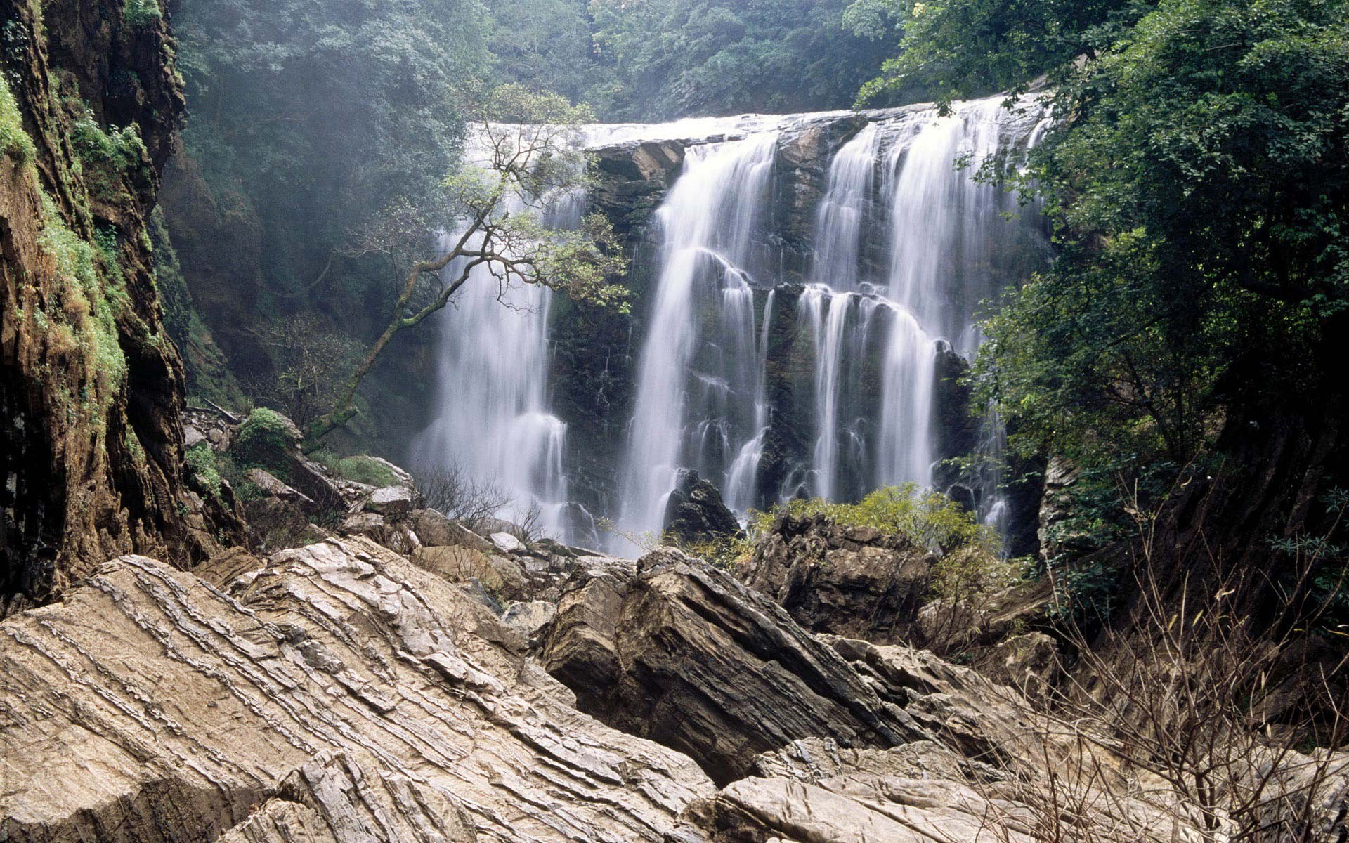 River Green Waterfalls Creek Best Nature Waterfall - Best Background S , HD Wallpaper & Backgrounds