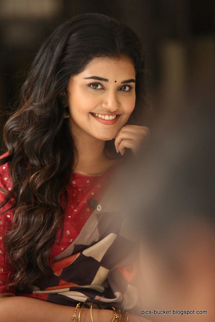 Actress Anupama Parameswaran Hd Images - Supreme Khiladi 2 Heroine , HD Wallpaper & Backgrounds