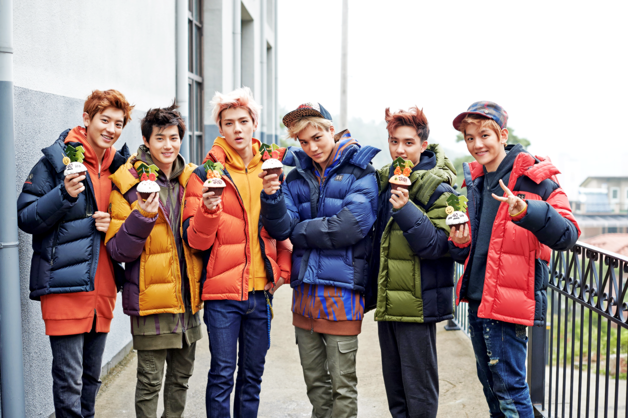 Exo Computer Wallpaper - Exo Wallpaper Hd , HD Wallpaper & Backgrounds