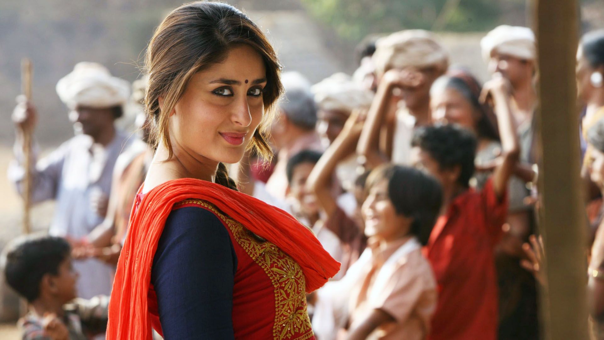 Kareena Kapoor Cute Hd Wallpapers - Kareena Kapoor Gori Tere Pyaar Mein , HD Wallpaper & Backgrounds