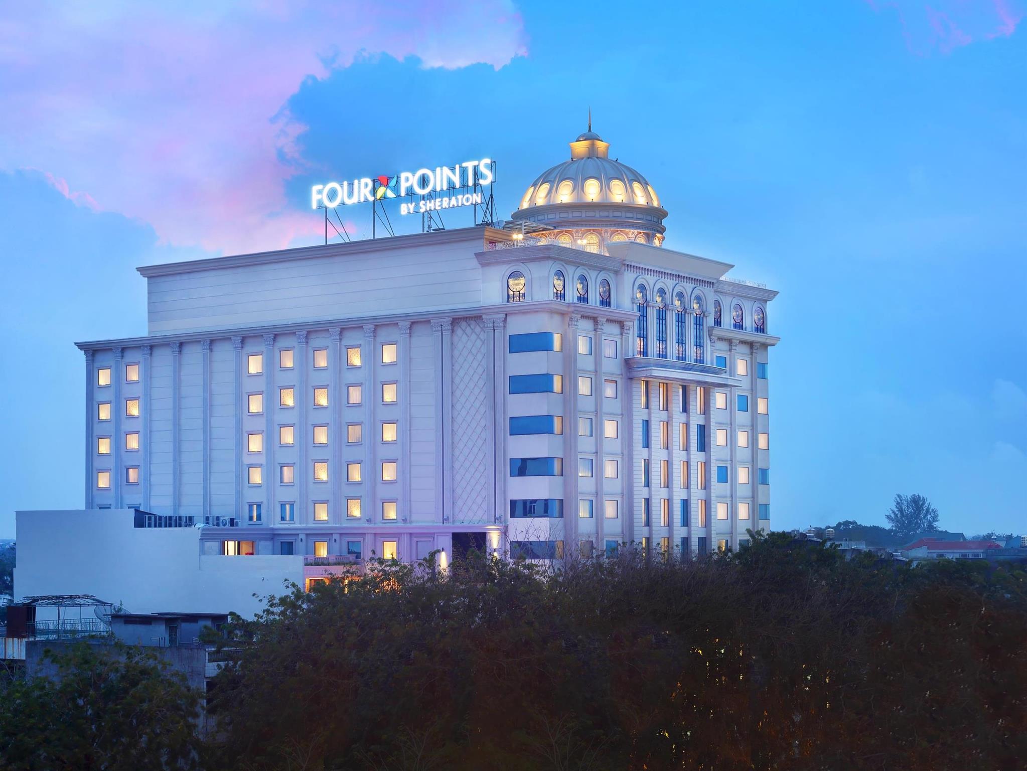 Exterior View - Four Points By Sheraton Medan , HD Wallpaper & Backgrounds