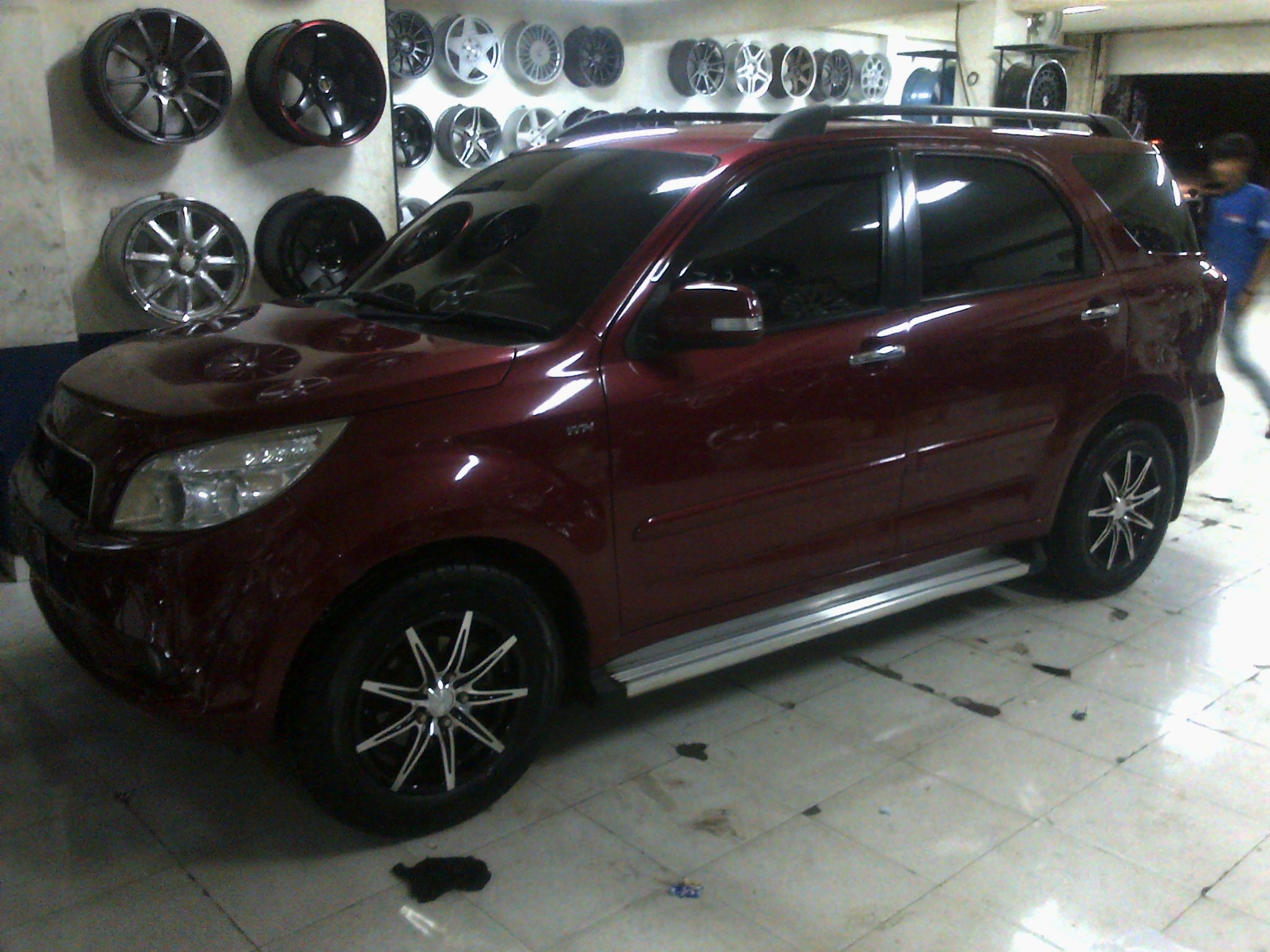 Modifikasi Mobil Toyota Terios Use Velg Kccx Ring16 Mini Suv