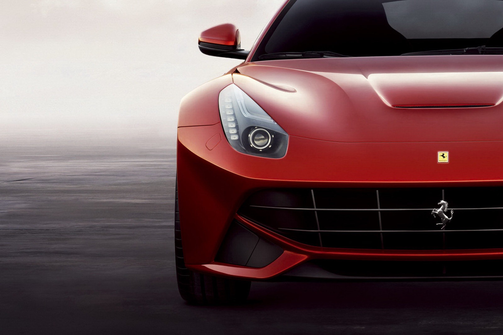 Ferrari F12berlinetta - Ferrari F12 Vs 812 , HD Wallpaper & Backgrounds